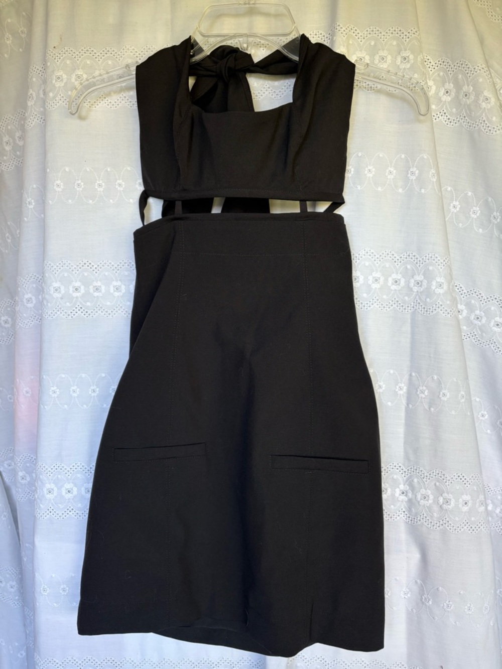 Jacquemus Black Backless Cutout Halter Dress - Picture 4 of 11